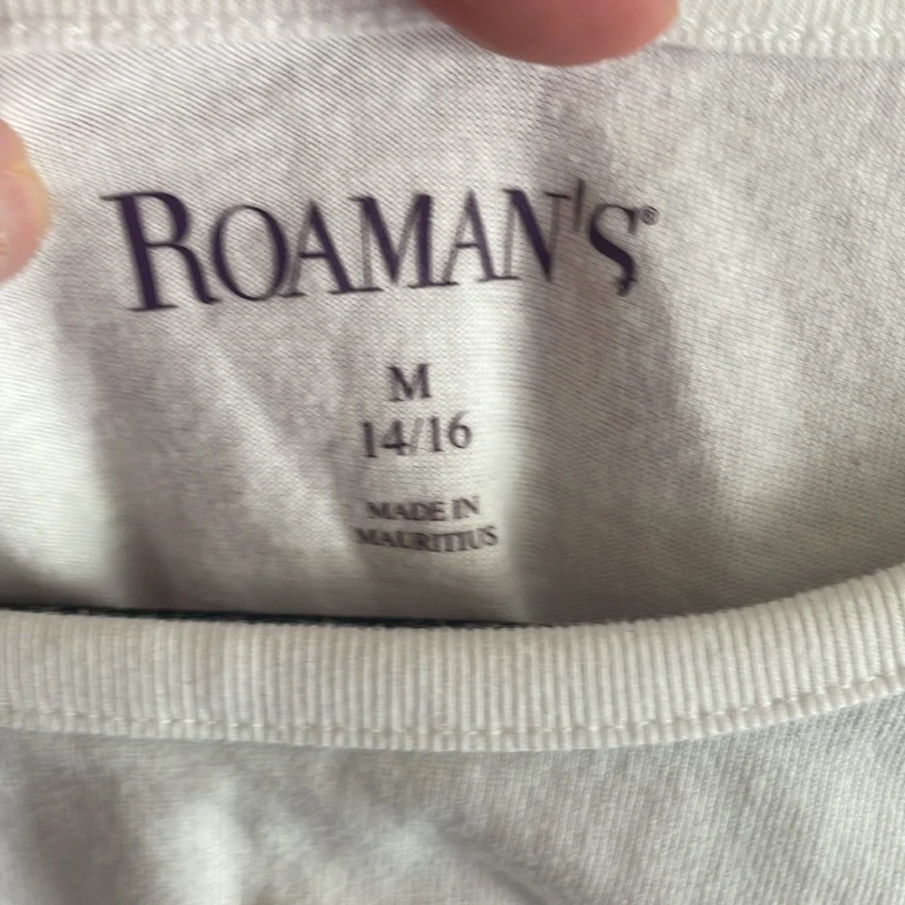 Roamans - Picture 3 of 5